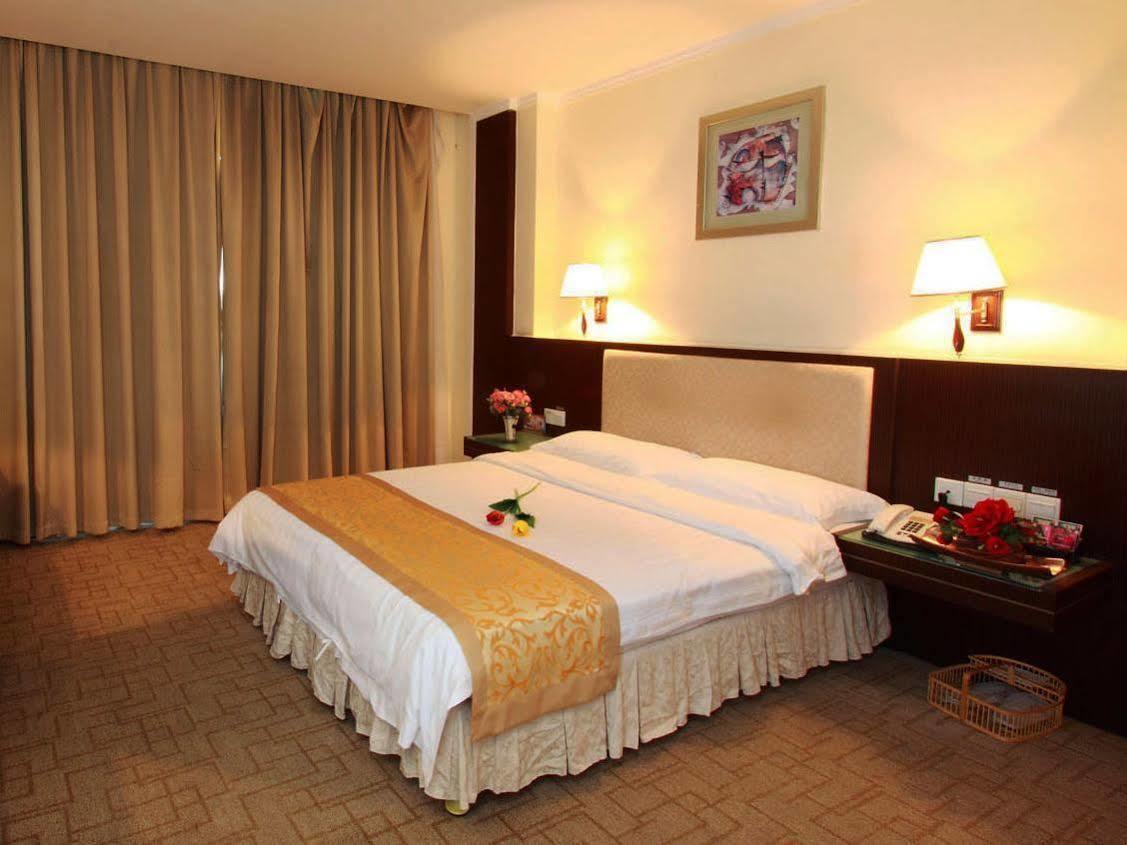 Wanxing Hotel Chao Yang Square Branch Nanning Esterno foto