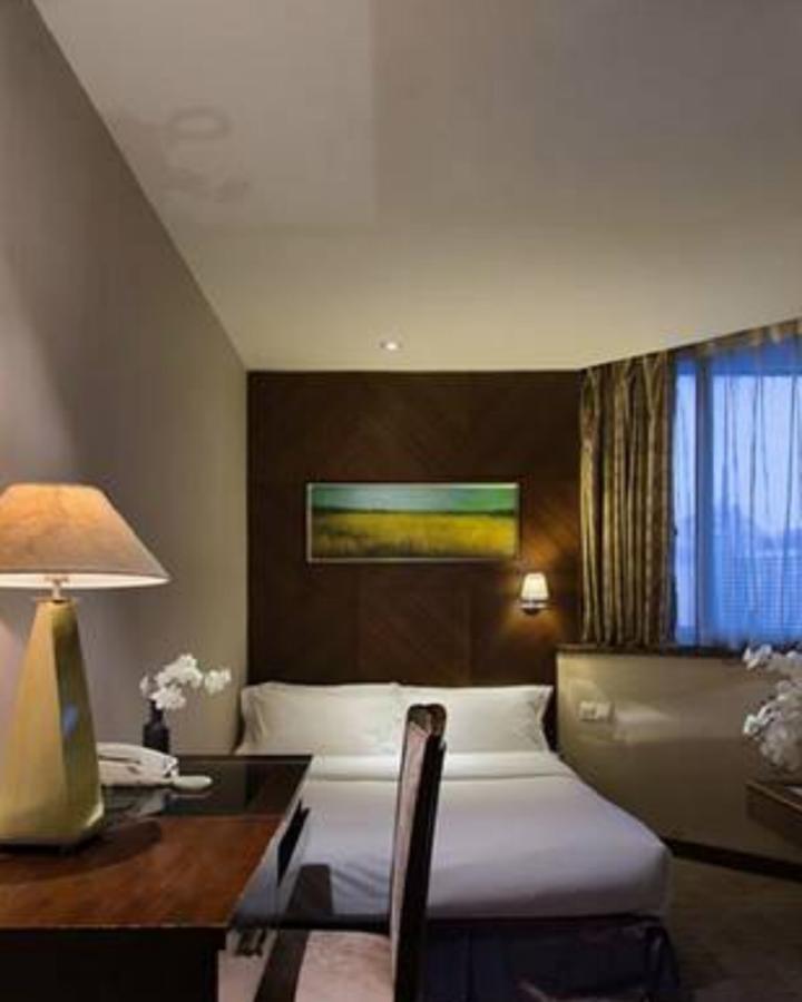 Wanxing Hotel Chao Yang Square Branch Nanning Esterno foto